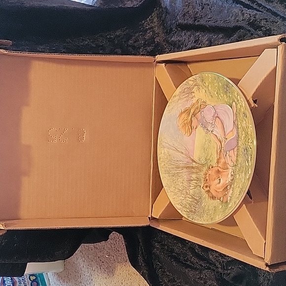 Hamilton Collection "Sunday's Child" - Picture 2 of 5